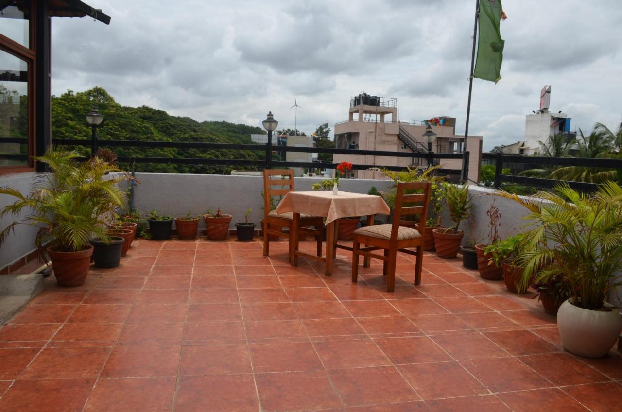 Himalayan Inn Hotel 班加罗尔 外观 照片